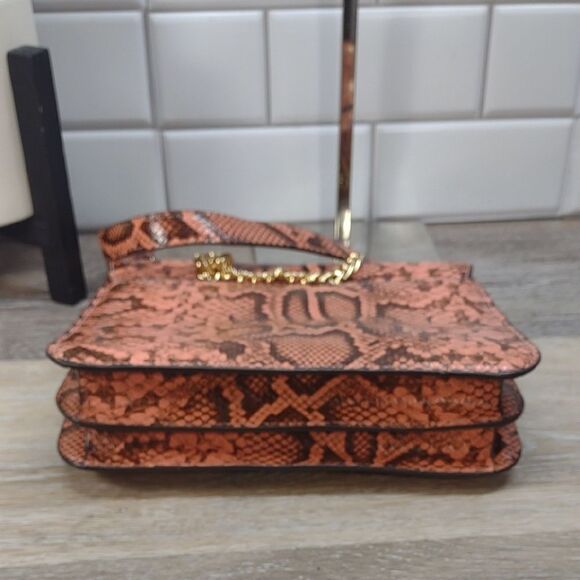 *6521 Michael Kors peach snakeskin convertible crossbody shoulder bag - Picture 4 of 13